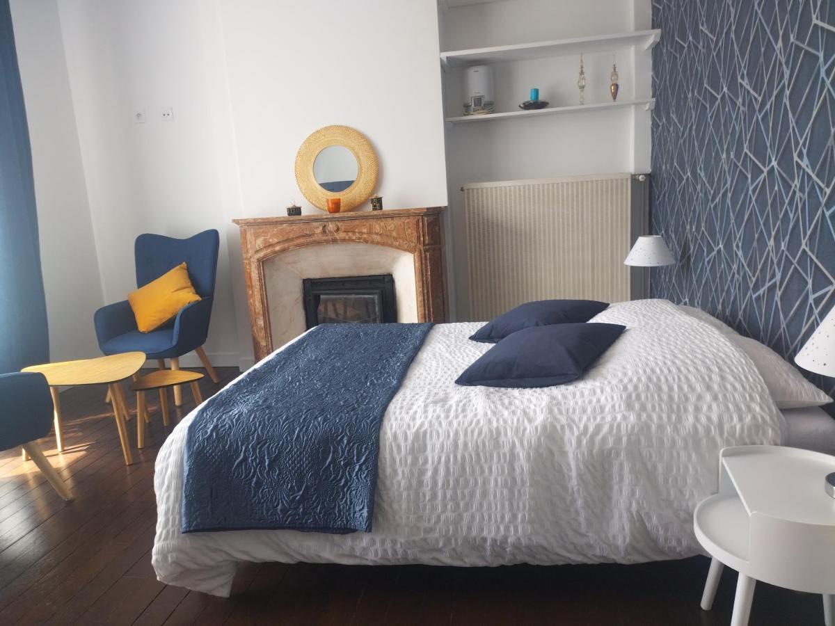 Chambre Au Manoir De L'Onde, Au Bord De L'Yonne, Pres De Sens Villeperrot Екстер'єр фото